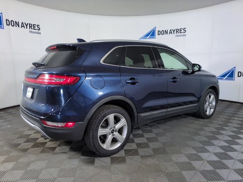 Used 2017 Lincoln MKC Premiere FWD image 7