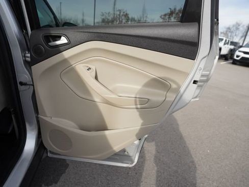 Used 2017 Ford Escape Titanium image 22