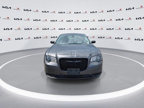 Used 2023 Chrysler 300 Touring w/ Sport Appearance Package RWD image 3