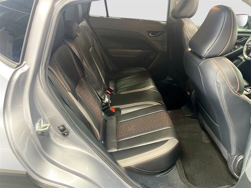 Used 2024 Subaru Crosstrek 2.5i Limited w/ Crosstrek Mirror Package image 27