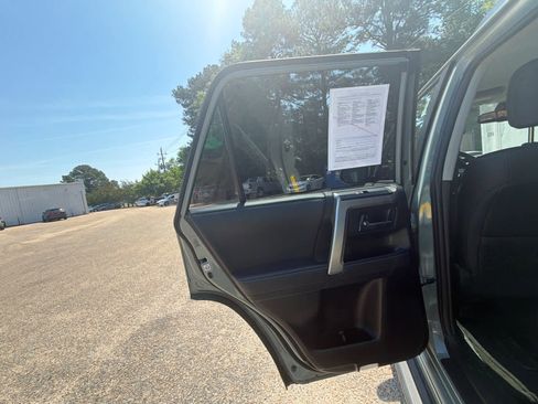 Used 2022 Toyota 4Runner TRD Sport RWD image 33