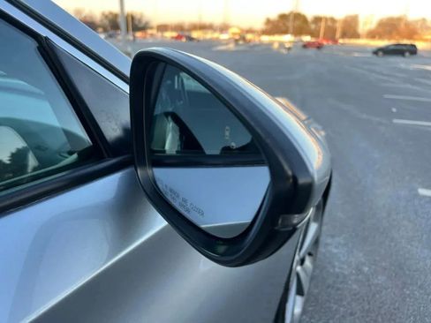 Used 2018 Honda Accord Touring image 34