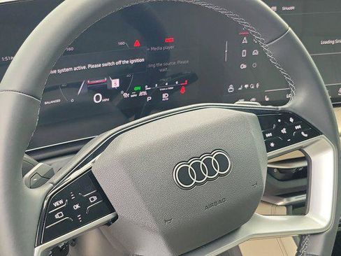 Certified 2025 Audi Q5 Premium AWD/4WD image 20