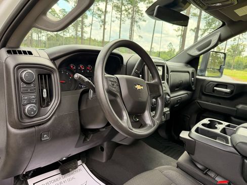 Used 2024 Chevrolet Silverado 2500 Custom w/ Custom Value Package AWD/4WD image 13