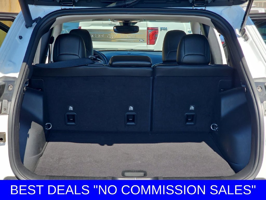 Used 2021 Jeep Cherokee Latitude Lux w/ Comfort/Convenience Group AWD/4WD image 12