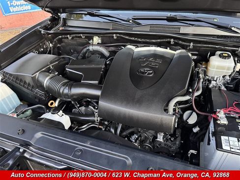 Used 2017 Toyota Tacoma TRD Off-Road w/ Tow Package (A/T) image 23