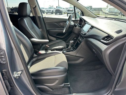 Used 2019 Buick Encore Sport Touring w/ Safety Package image 29