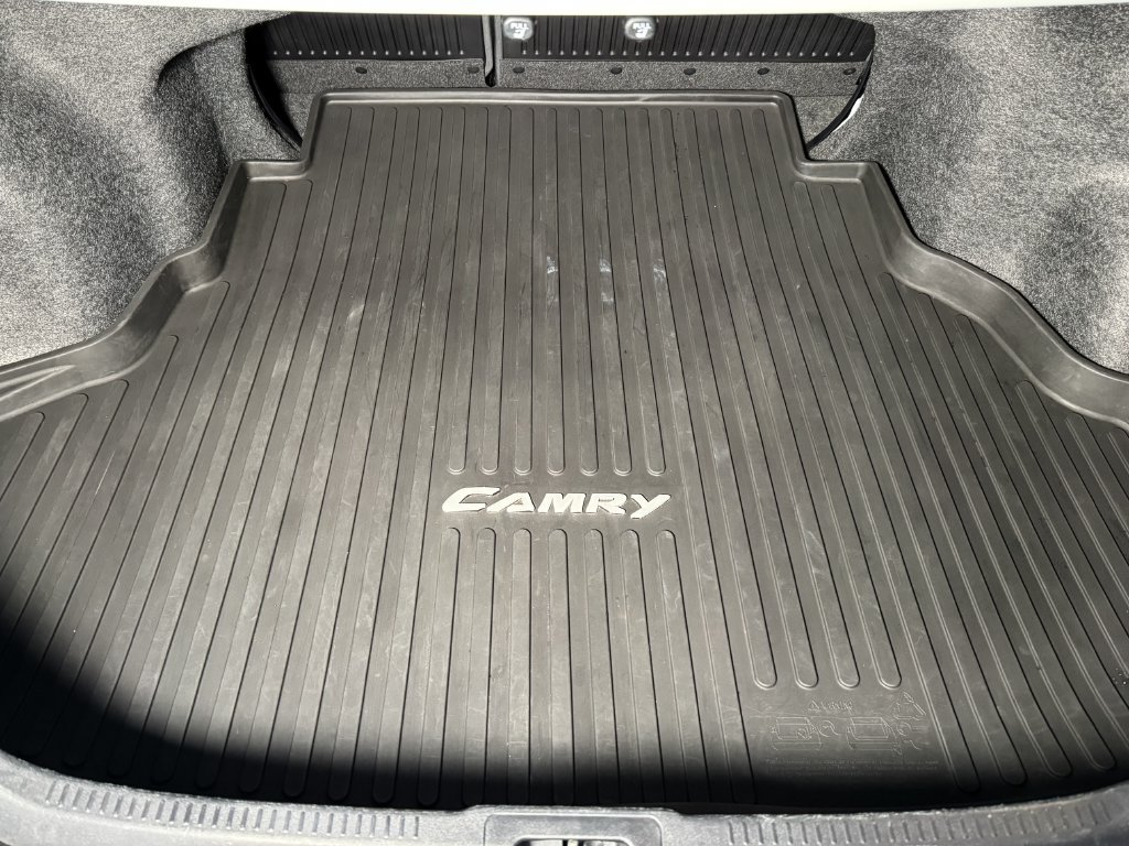 Used 2017 Toyota Camry SE FWD image 22
