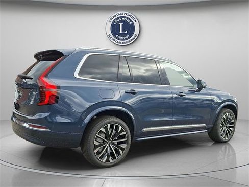 New 2026 Volvo XC90 B6 Plus w/ Protection Package Premier image 4