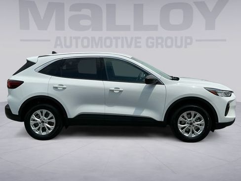 Used 2024 Ford Escape Active AWD/4WD image 6