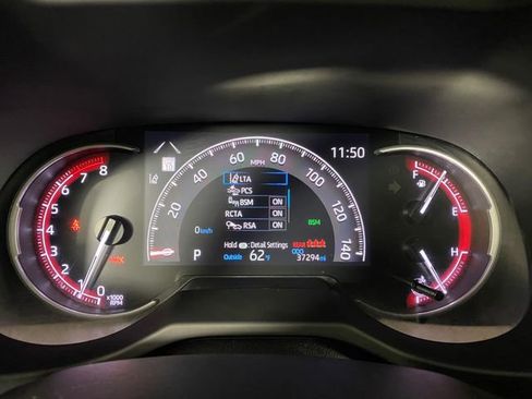 Used 2025 Toyota RAV4 XLE image 19