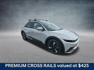 New 2025 Hyundai Ioniq 5 SEL video 3