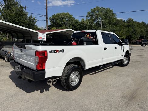 Used 2022 Ford F250 XL w/ Power Equipment Group AWD/4WD image 5