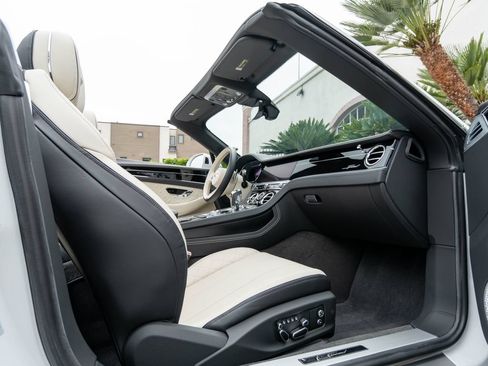 Used 2024 Bentley Continental GT Speed AWD/4WD image 17