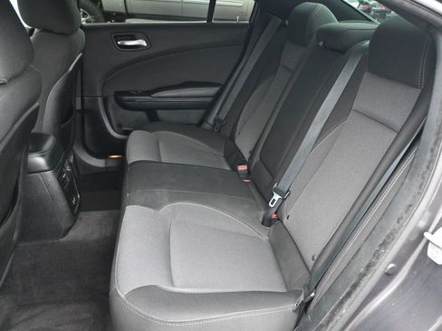 Used 2018 Dodge Charger SXT w/ Blacktop Package RWD image 13