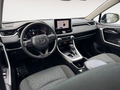 Used 2024 Toyota RAV4 XLE image 15