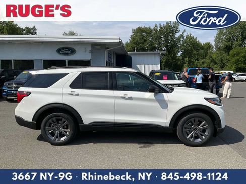 New 2026 Ford Explorer Active w/ Active Comfort Package AWD/4WD image 2