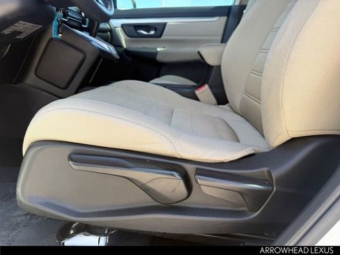 Used 2019 Honda CR-V LX image 9