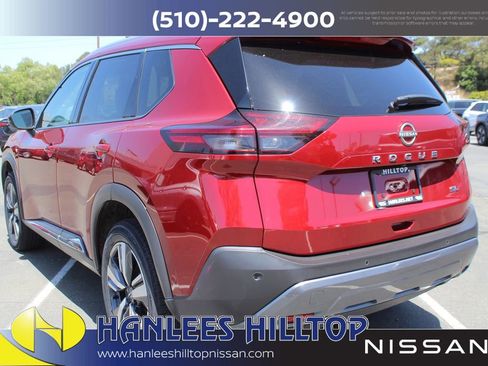 Used 2023 Nissan Rogue SL w/ SL Premium Package image 8