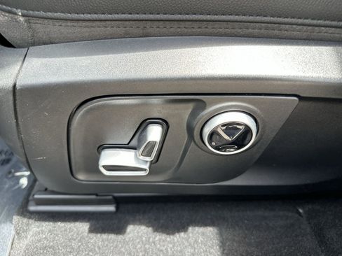 Used 2022 Maserati Levante GT image 14