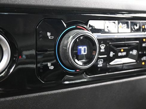 Used 2022 Chevrolet Silverado 1500 LT Trail Boss image 25