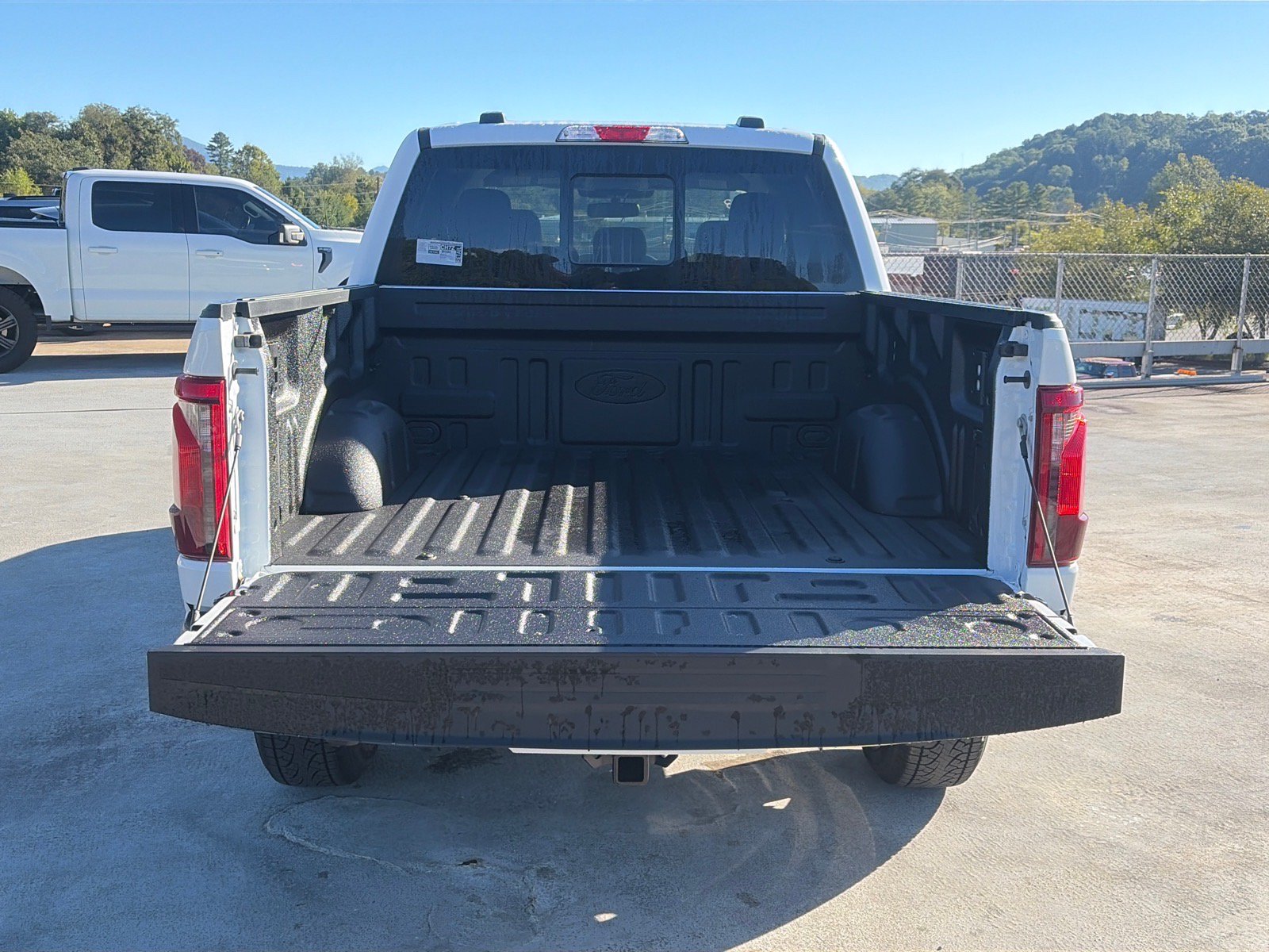 New 2026 Ford F150 XLT w/ Equipment Group 302A MID AWD/4WD image 19