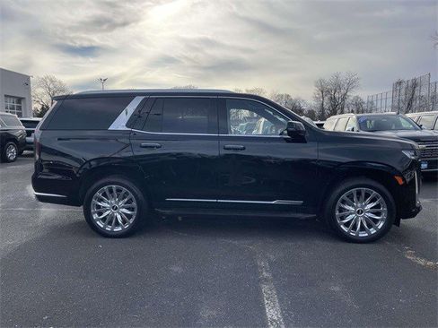 Certified 2023 Cadillac Escalade Premium Luxury image 6