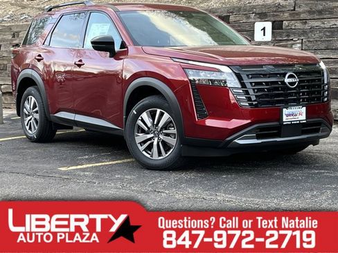 New 2026 Nissan Pathfinder SL AWD/4WD image 1