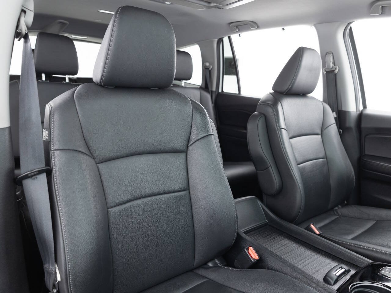 Used 2021 Honda Pilot Touring image 26