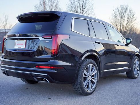 Used 2020 Cadillac XT6 Premium Luxury FWD image 8