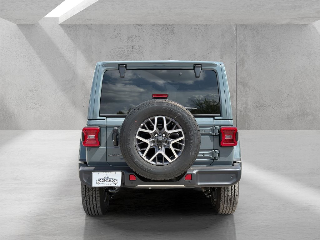 New 2026 Jeep Wrangler Unlimited Sahara AWD/4WD image 6