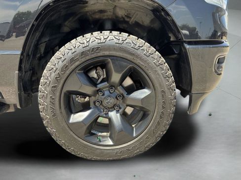 Used 2019 RAM 1500 Big Horn AWD/4WD image 37