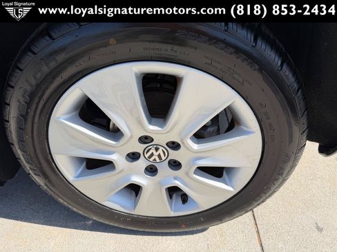 Used 2009 Volkswagen Beetle S FWD image 20