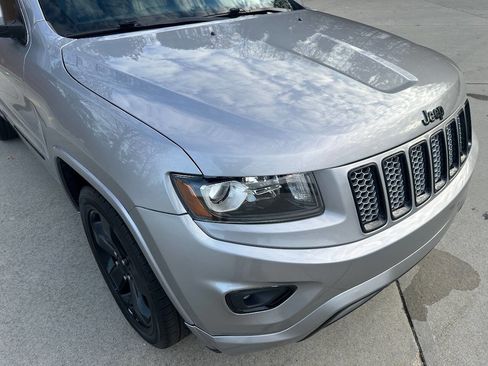 Used 2015 Jeep Grand Cherokee Altitude image 13