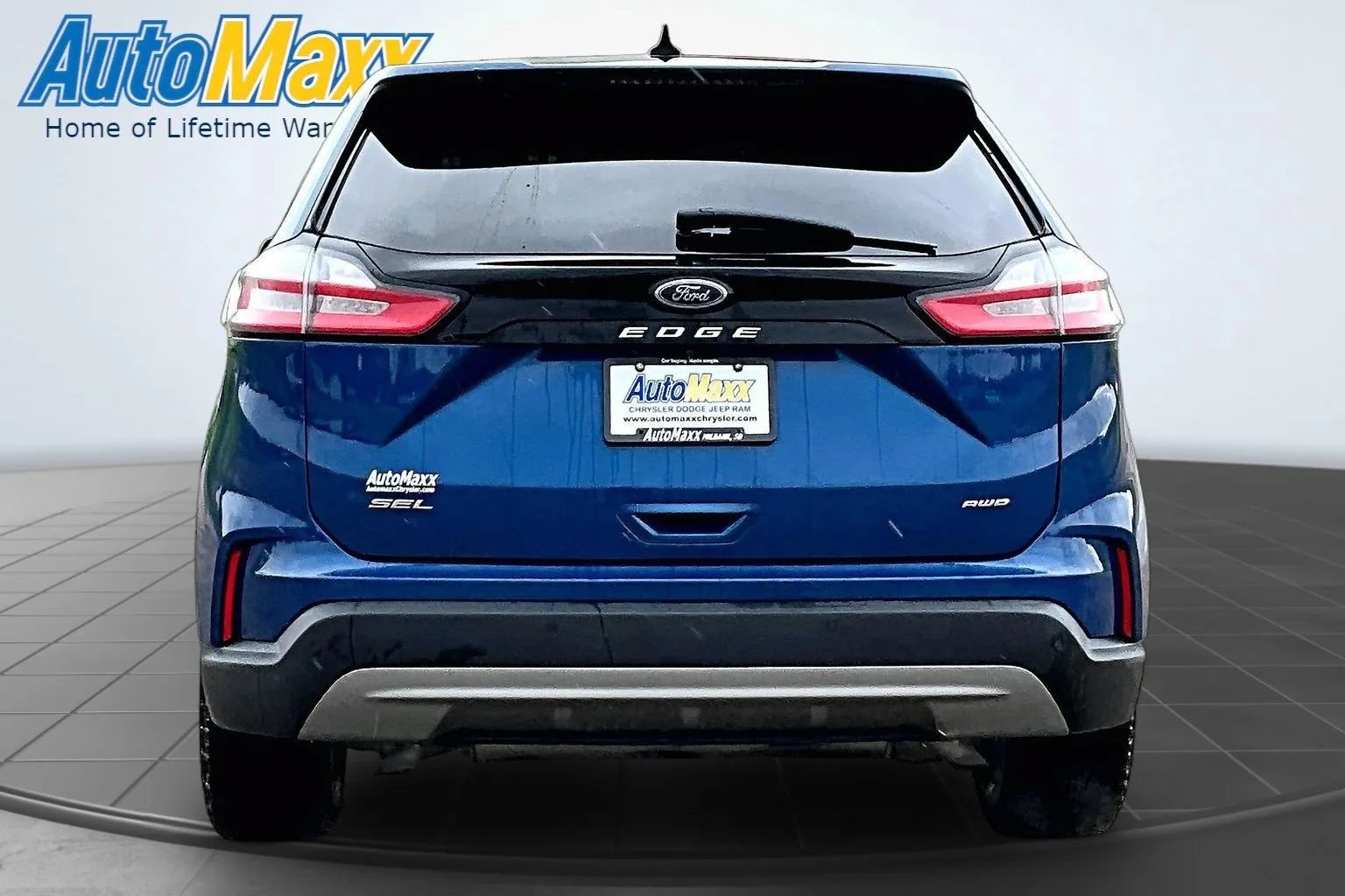 Used 2021 Ford Edge SEL w/ Convenience Package AWD/4WD image 5