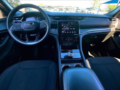 Used 2024 Jeep Grand Cherokee Laredo X w/ Trailer Tow Package image 16