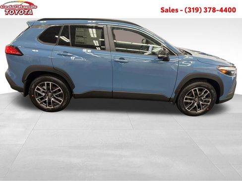 New 2026 Toyota Corolla Cross XLE image 6