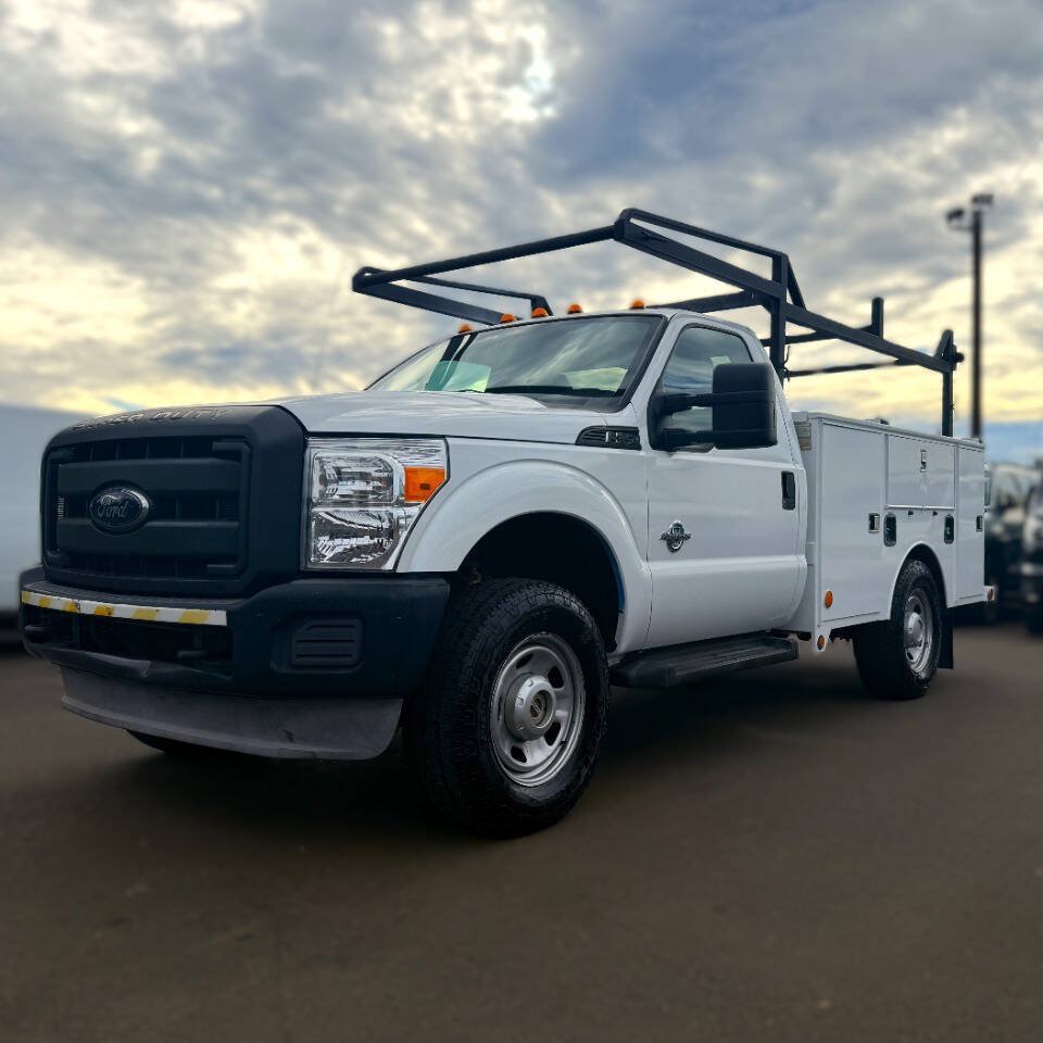 Used 2012 Ford F350 XL w/ Trailer Tow Pkg AWD/4WD image 2