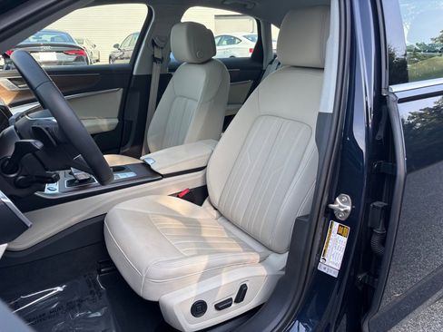 Used 2025 Audi A6 Premium Plus image 30