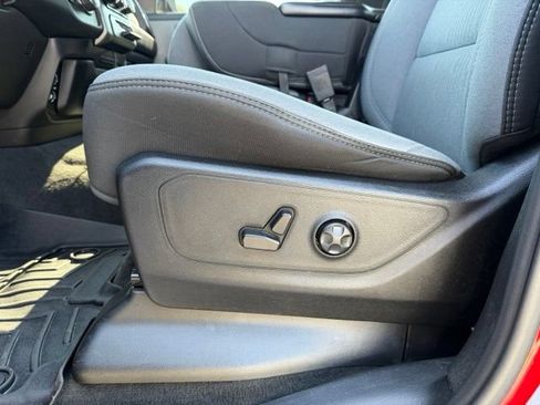 Used 2020 RAM 1500 Big Horn AWD/4WD image 10