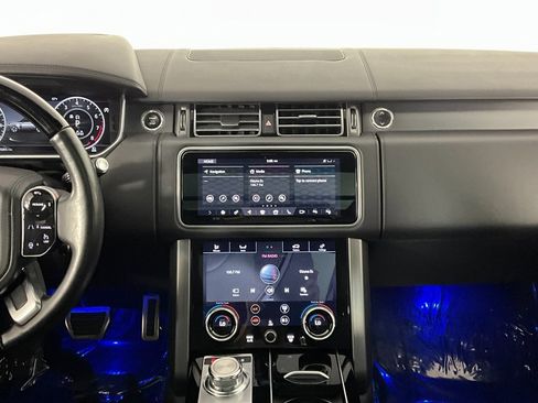 Used 2020 Land Rover Range Rover SV Autobiography Dynamic image 12