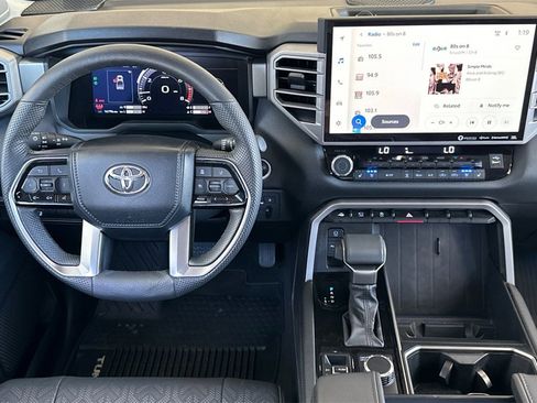 Used 2024 Toyota Tundra Limited image 15