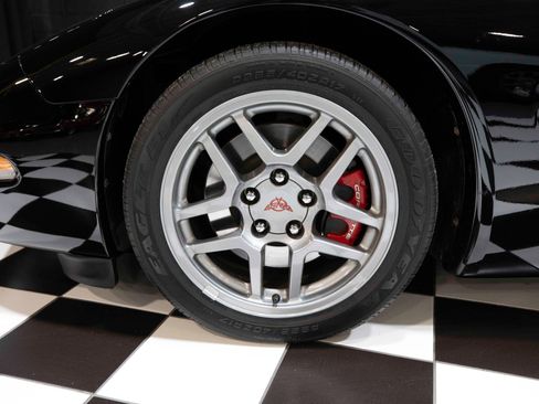 Used 2002 Chevrolet Corvette Z06 w/ Memory Pkg image 28