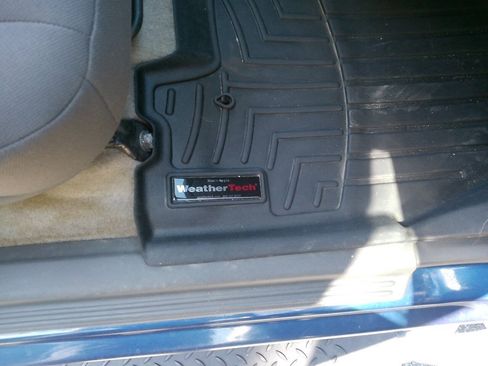 Used 2005 GMC Canyon SLE w/ Safe And Sound Package AWD/4WD image 26