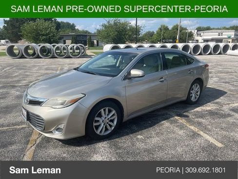 Used 2014 Toyota Avalon XLE Premium FWD image 2