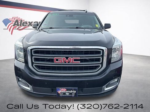 Used 2016 GMC Yukon XL SLT w/ Open Road Package image 2