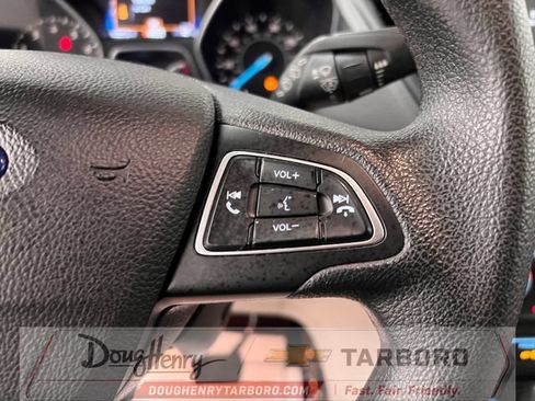 Used 2019 Ford Escape SE FWD image 44