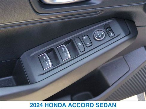 Certified 2024 Honda Accord LX image 13