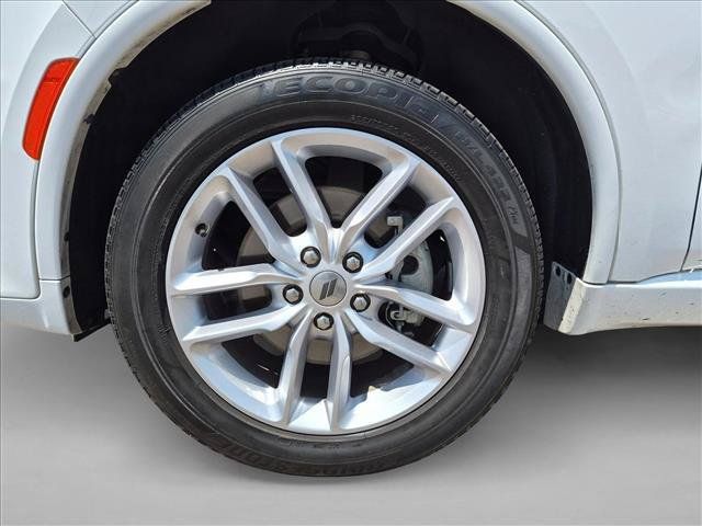Used 2023 Dodge Durango GT AWD/4WD image 24