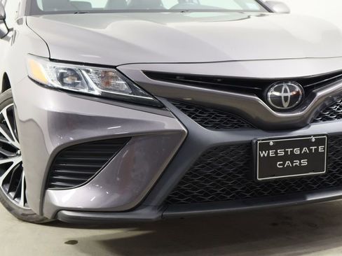 Used 2018 Toyota Camry SE image 34